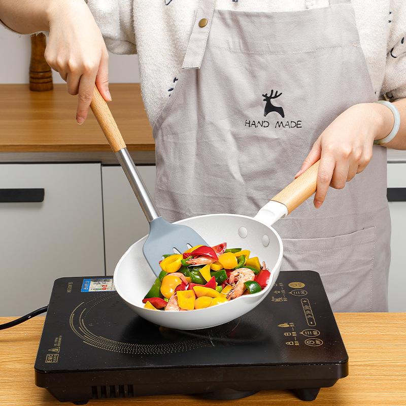 Набор из 4 силиконовых кухонных принадлежностей, термостойкая суповая ложка с деревянной ручкой, антипригарное покрытие, кухонная утварь, кухонные принадлежности, аксессуары для кухни