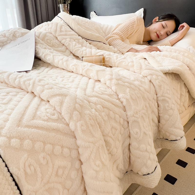 Двухслойное одеяло из кораллового флиса Golden Turtle - толстое, теплое покрывало для дивана