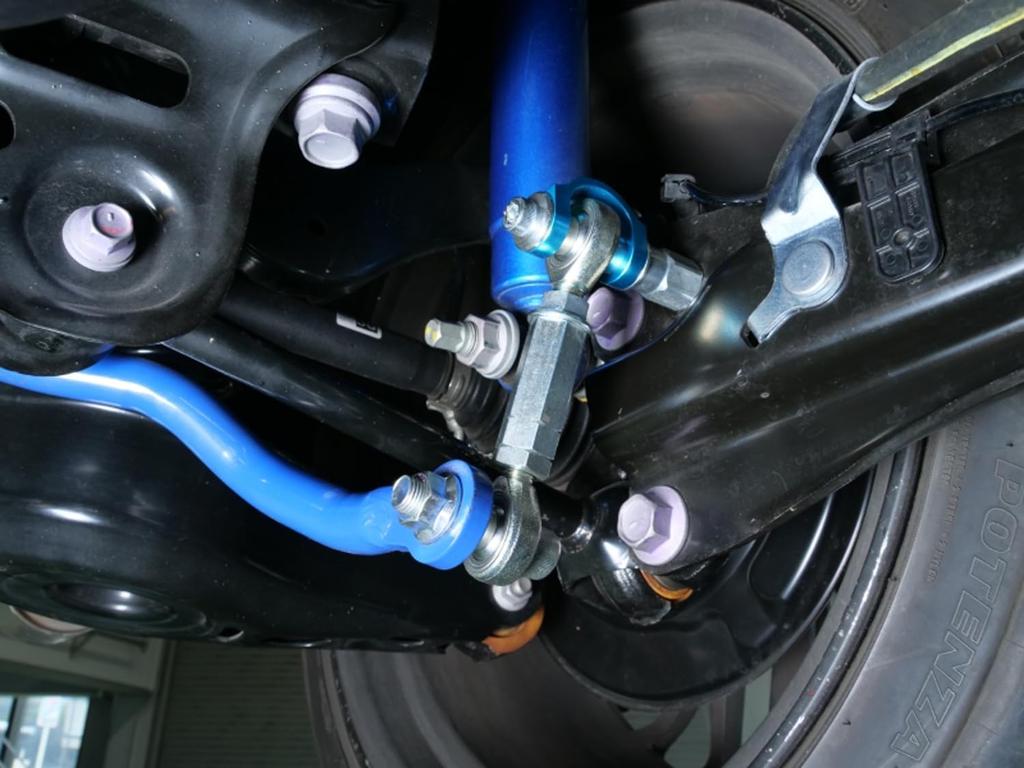 CUSCO Регулируемая шаровая опора стабилизатора для Toyota GR Yaris и Late и GR Corolla 1C7 317 AN (GXPA16) (Ранние модели) (MXPA12) (GZEA14H)