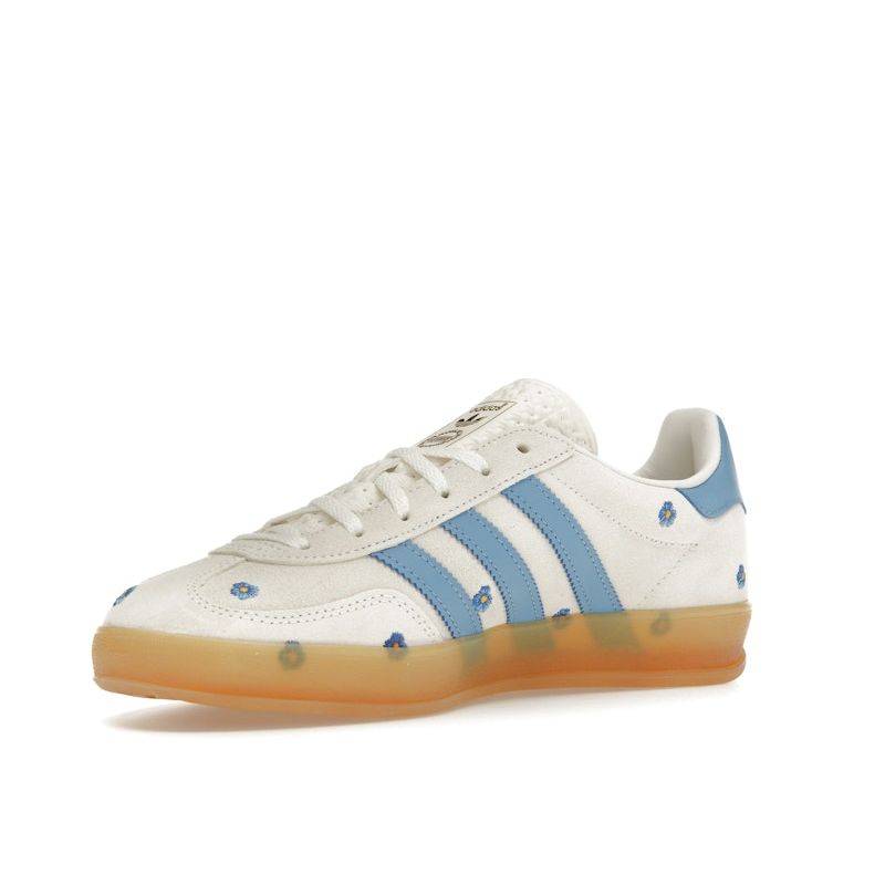 Adidas Gazelle Indoor светло-голубые цветочные вышитые женские кроссовки кремово-бежевые облачно-белые IF4491