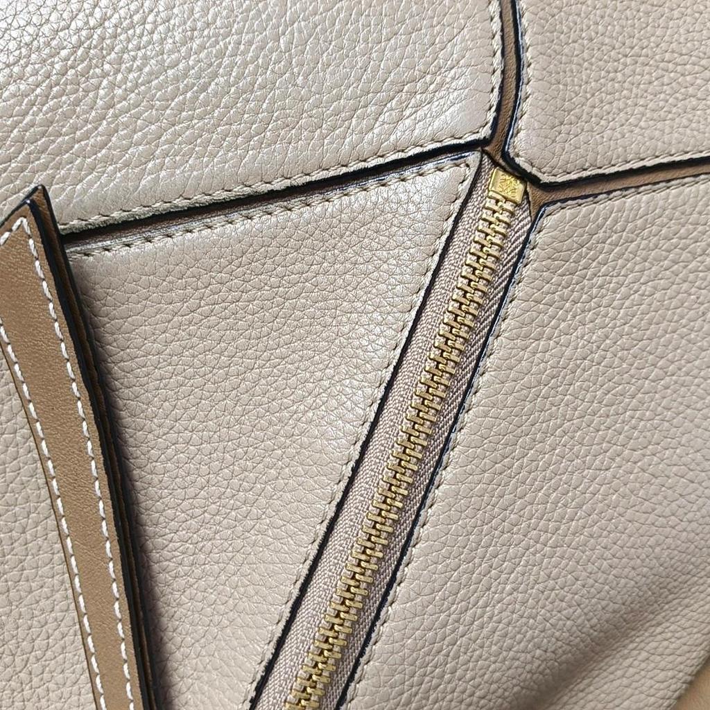 [Pre-Owned] Puzzle Medium Brown Leather Geometric Shoulder Bag With Gold Hardware And Detachable Strap - Good #1GUI4UV