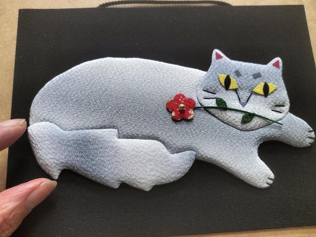 My Beloved Cat Chirimen Craft Fluffy Cat with a Single Flower Kit