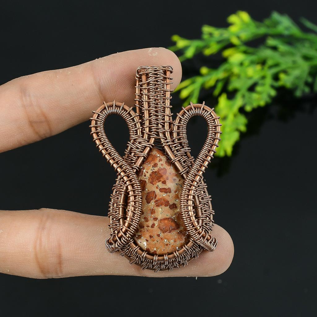 Подвеска из медной проволоки ручной работы с натуральным известняком в гранате и драгоценным камнем 2 W2t31