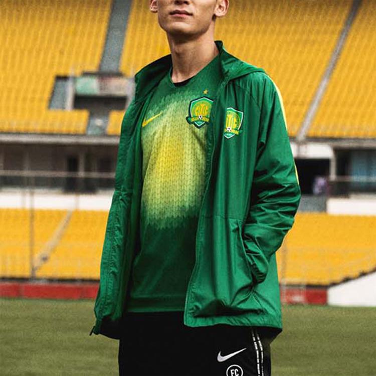 Nike Пекинская контрастная ветровка Guoan с выдвижным капюшоном, мужская верхняя одежда, сосново-зеленый CT6658-302
