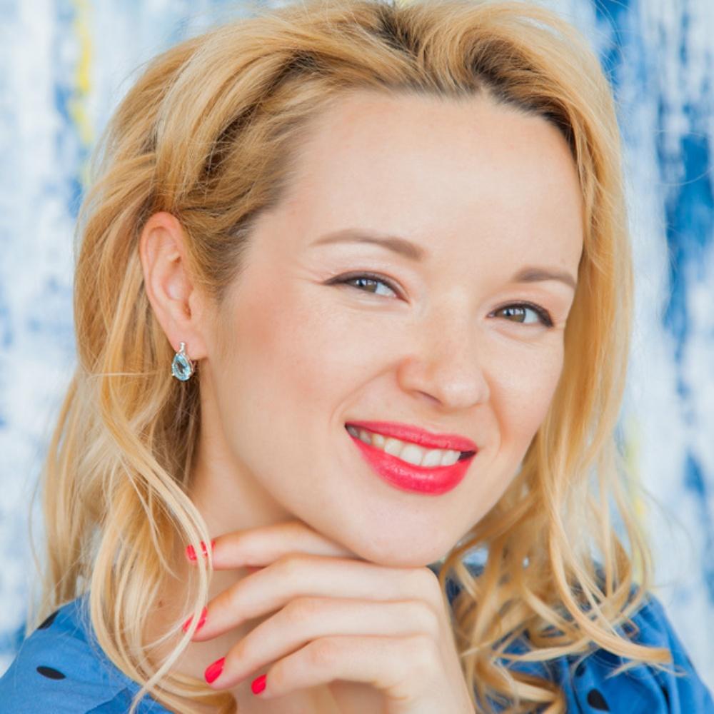 12*8 Mm Sky Blue Topaz Green Emerald 925 Silver Hypoallergenic Water Drop Earrings