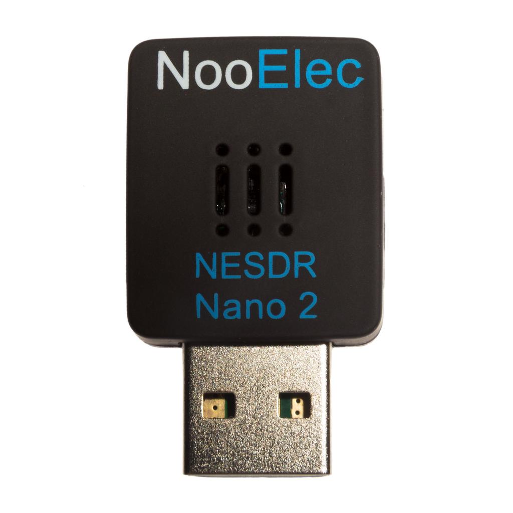NESDR Nano 2 - Маленький черный USB-набор RTL-SDR с антенной MCX (RTL2832U + R820T2). Программно-определяемое радио, совместимое с DVB-T и ADS-B, защищено от электростатического разряда.
