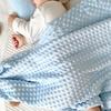 Мягкий детский плед-пеленка из бархата мунг-бобов для новорожденных с двухслойной отделкой и дизайном с пупырышками
