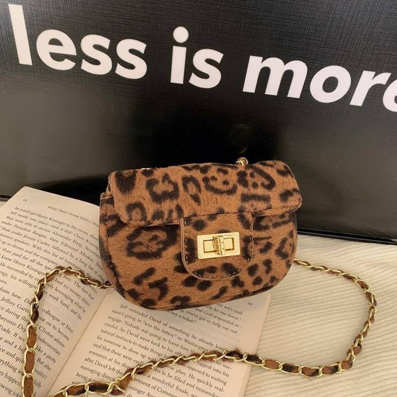 Stylish Velvet Mini Chain Shoulder Bag For Children Perfect For Daily Wear