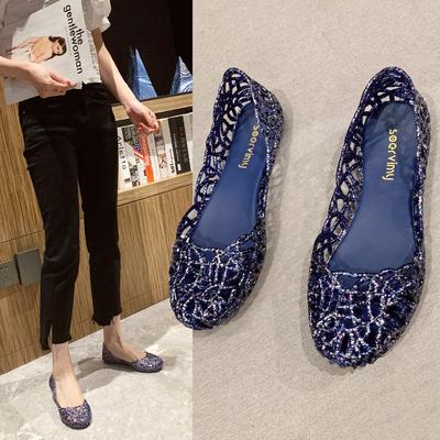 Модные Шикарные Летние блестящие вырезанные желе туфли женские плоские непромокаемые сандалии блестящие желе сандалии с пайетками пластиковые сандалии женские 2025