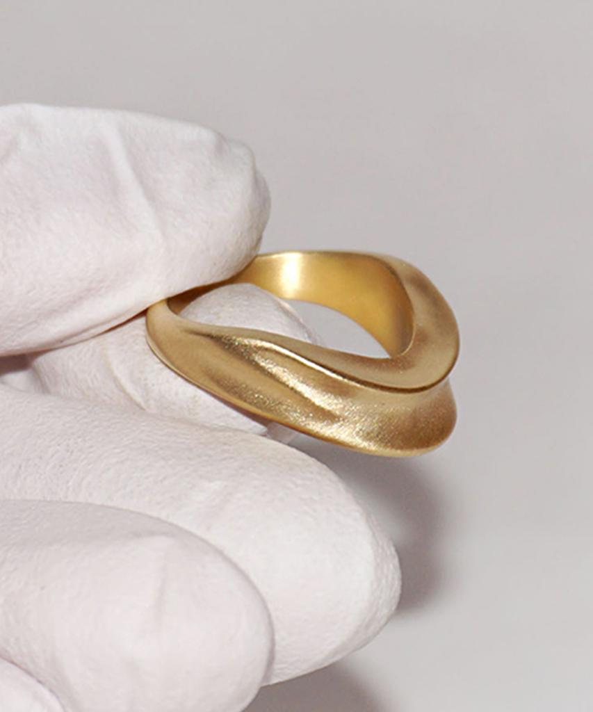 Siega House 2-Layered Fold Ring (Soft- Gold)