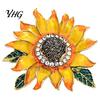 Elegant Sunflower Pin Rhinestone Brooch, Decorative Floral Lapel for Men Jackets Flower Women, Jewelry Accessory Coats Dresses Scarves Alloy Brooch
