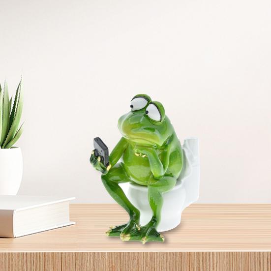 Frog Figurine Watching Phone Cartoon Frog Statue Resin Sculpture Indoor