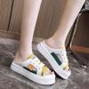 Модные летние новые женские повседневные тапочки легкие дышащие повседневные туфли на платформе шлепанцы модные универсальные белые полутапочки