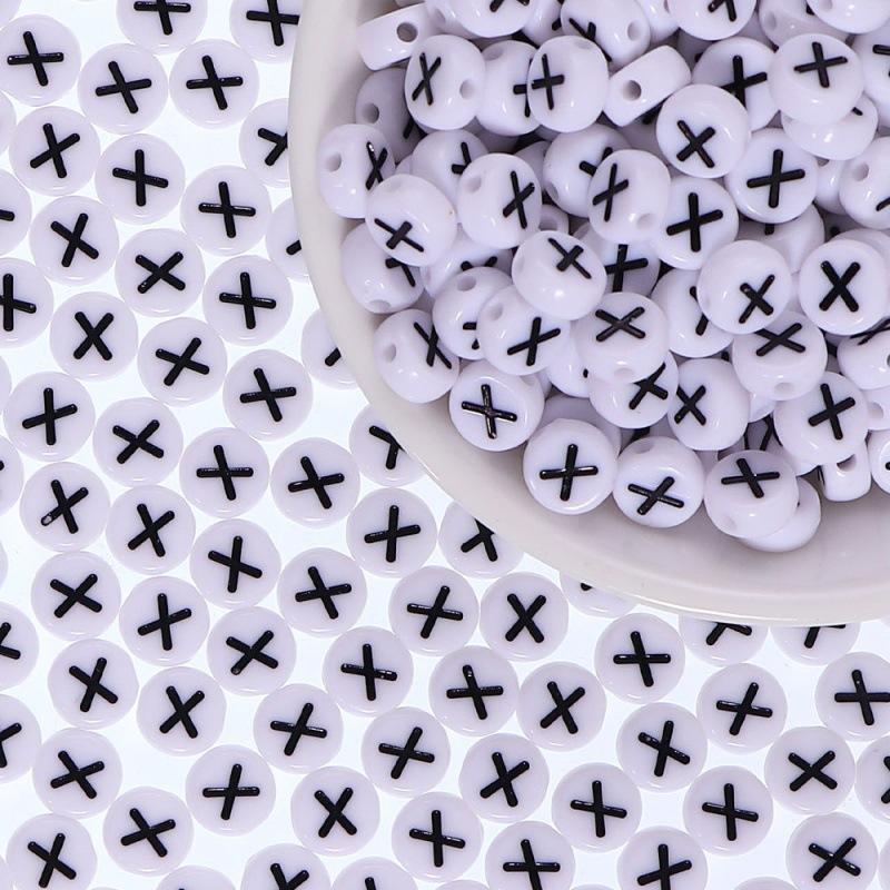 100 шт./пакет DIY Черно-белые английские акриловые бусины-буквы Ручная работа Браслеты Ожерелья Бусины Аксессуары
