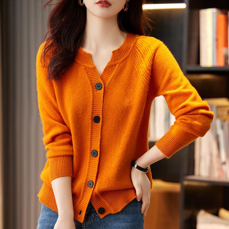 V-neck Cardigan Cardigan for Women In Autumn and Winter Short Solid Color with Loose Knitted Jacket Versatile Long-sleeved Top
