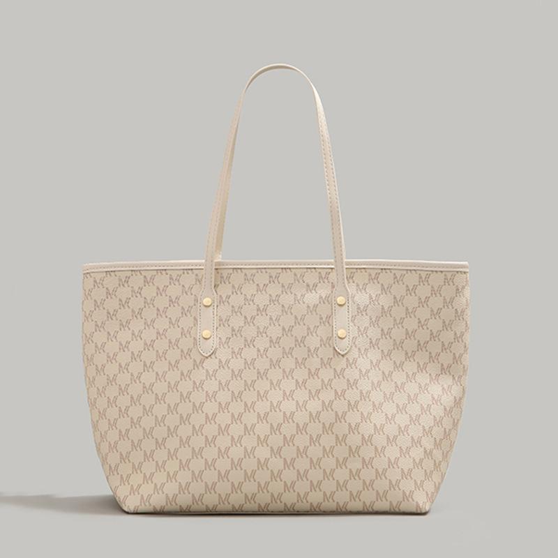 Женская сумка высокого класса большой вместимости, новая модная нишевая универсальная сумка для поездок на работу 2025 года, модная сумка-тоут на одно плечо