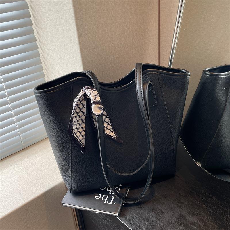 Сумка Большая Вместимость Сумка Под Мышку Новая Повседневная Универсальная Сумка Через Плечо Сумка-Тоут для Поездок