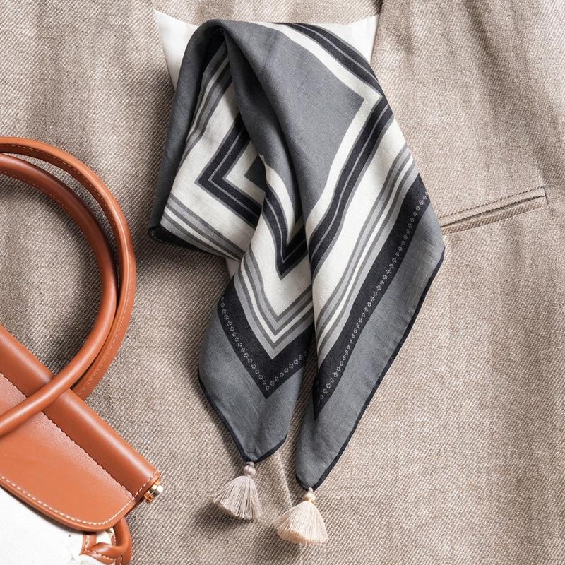 Silk Wool Double-Sided Heterochrome Ethnic Style Retro 70 Velvet Small Square Scarf Silk Scarf Women'S Warm Shawl Light Luxury Scarf Scarf