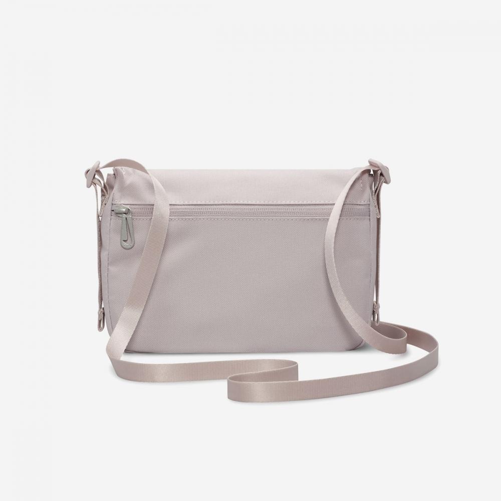 Nike Женские кроссовки Nike SportSwear Futura 365 cw9300 019