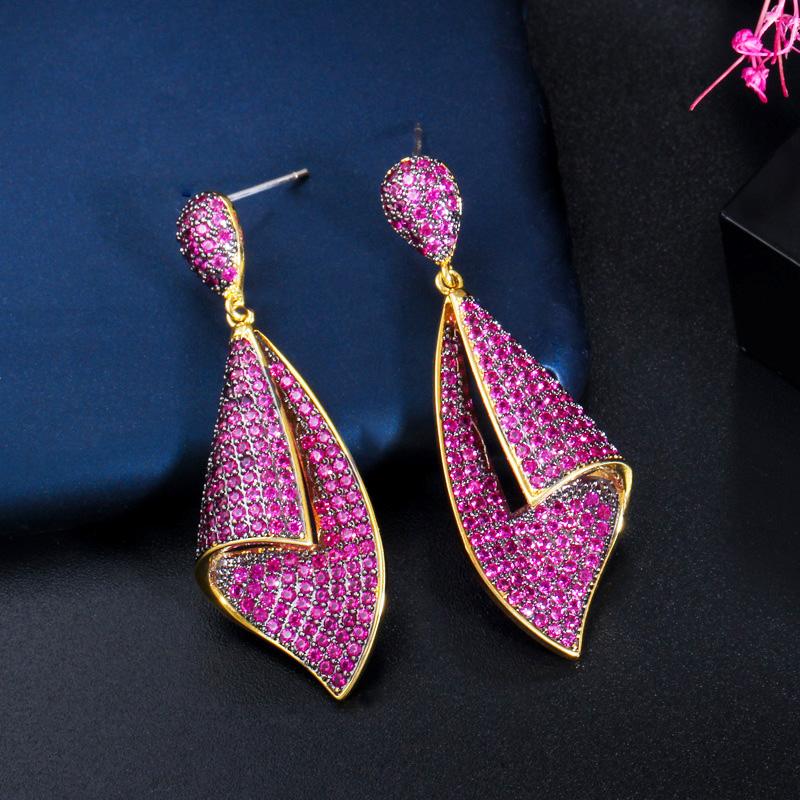 Ювелирные изделия золотого цвета CMM высшего качества, серьги-капли с красным цирконием фуксии