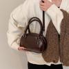 Новая женская сумка 2024, популярная универсальная сумка через плечо в стиле ретро на одно плечо, женская ручная маленькая квадратная сумка
