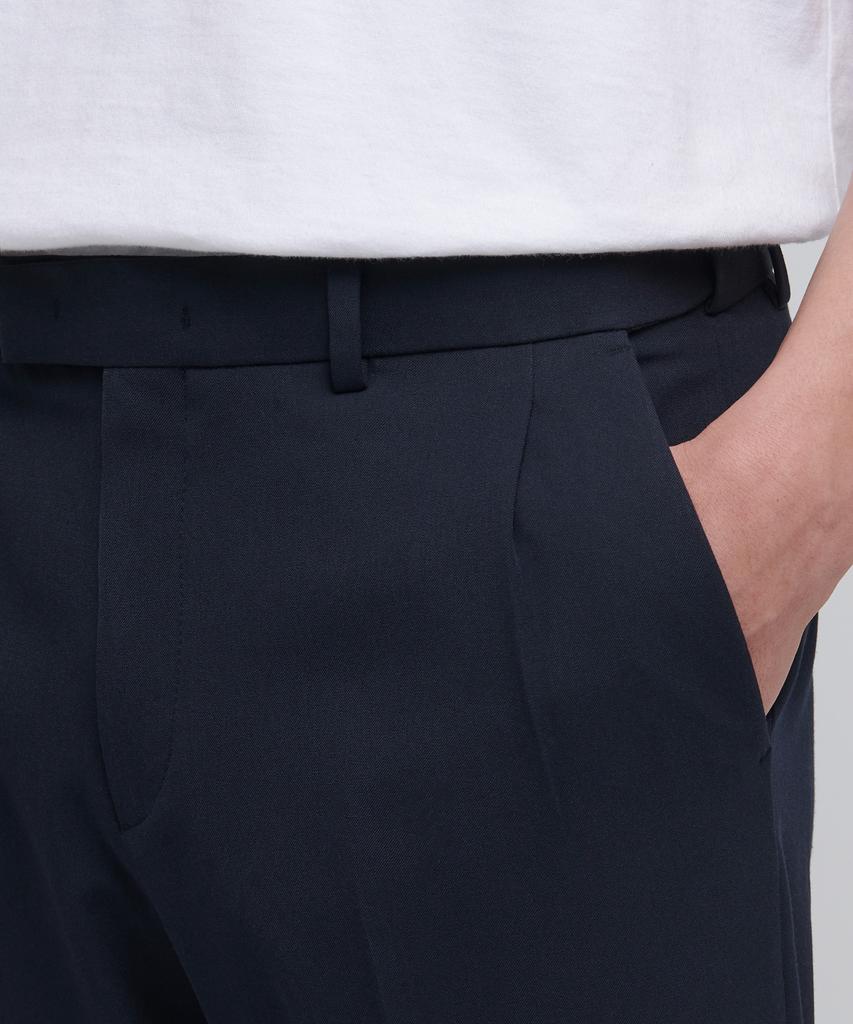 MUSINSA STANDARD Wide Hidden Banding Crop Slacks [Navy]