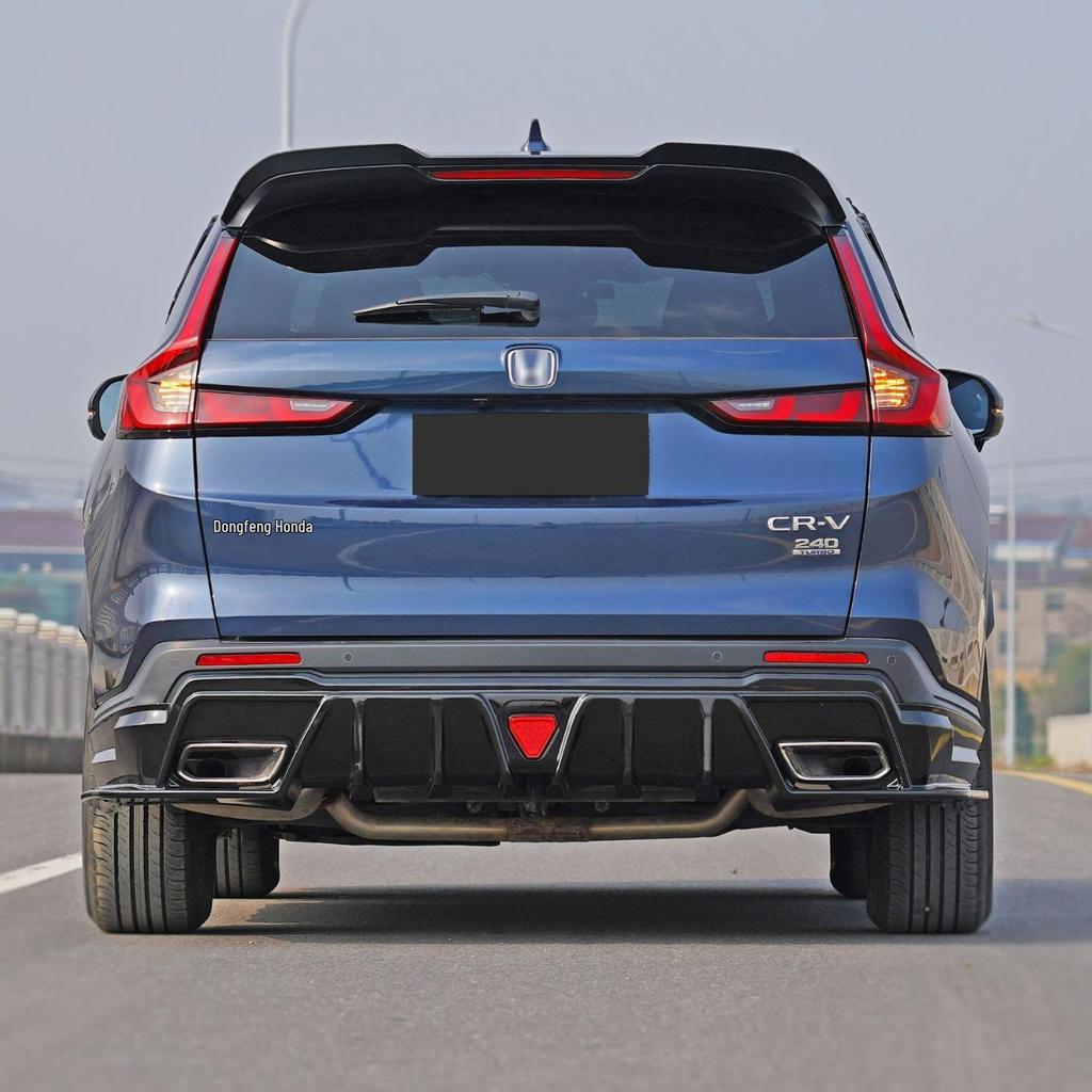 2023 Honda CR-V (Циклон DC): Задний диффузор, Передний сплиттер, Задний спойлер, Накладка на решетку радиатора, Жалюзи, Комплект обвеса.