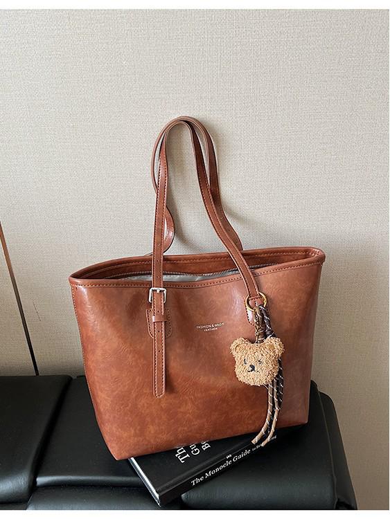 Women's Korean Fashion Large-Capacity Retro Tote Bag - Versatile and Stylish Underarm Accessory