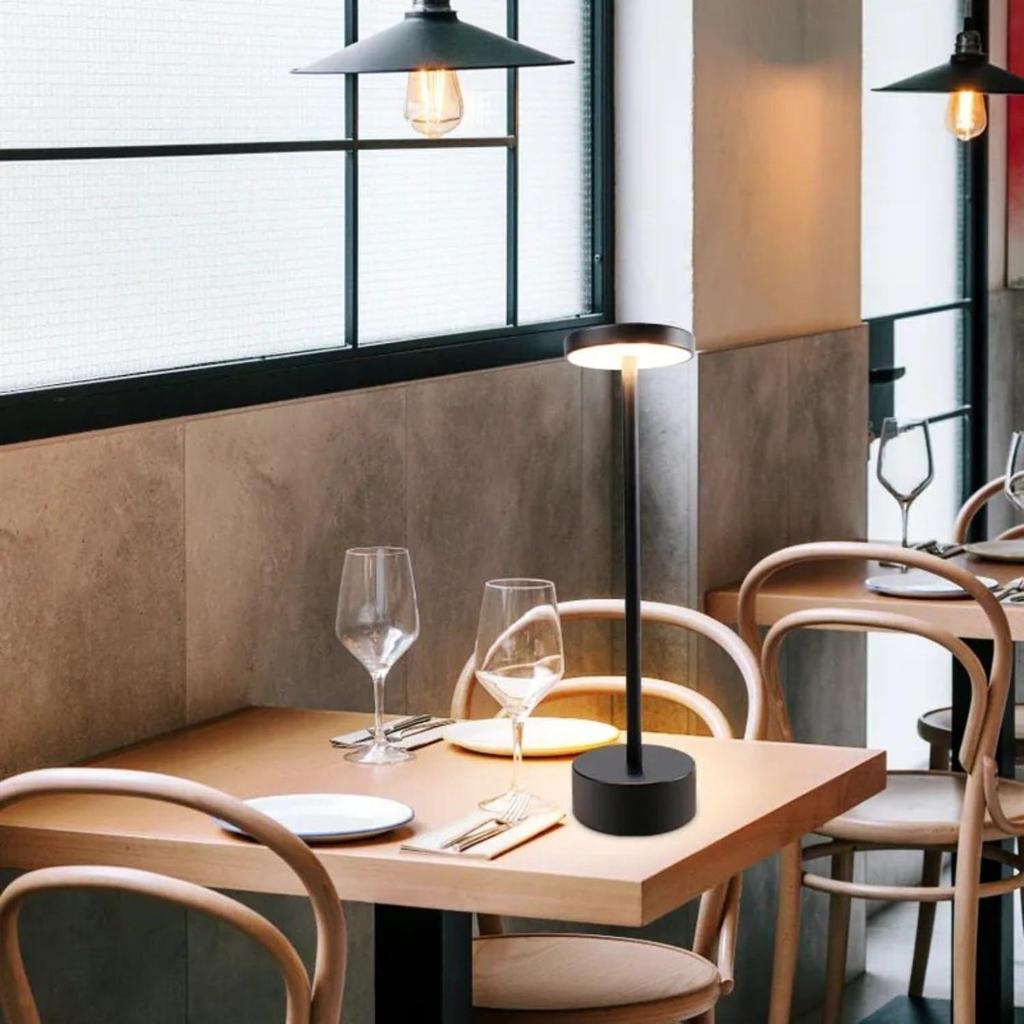 Металлическая светодиодная настольная лампа с сенсорным управлением, 3 режима освещения с регулировкой яркости при длительном нажатии, перезаряжаемая и беспроводная современная лампа