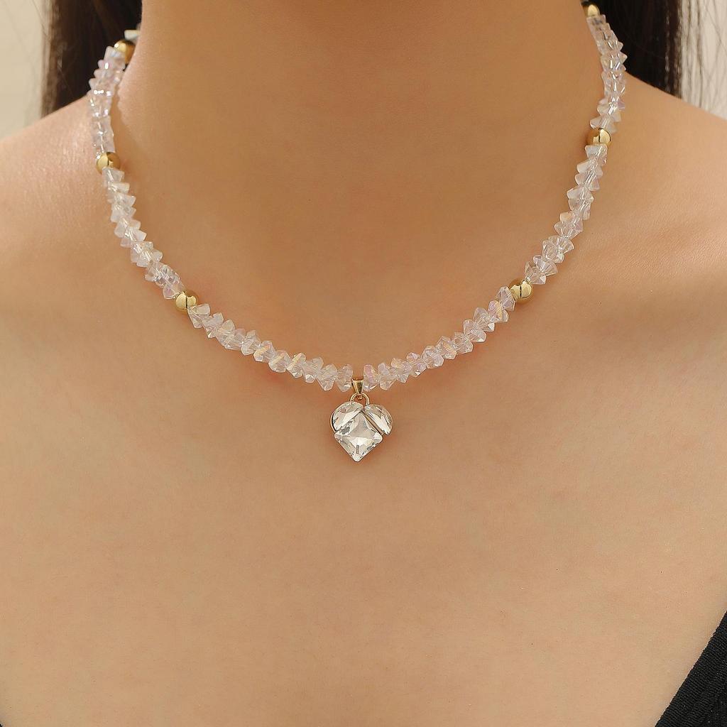 Sweet Cool Spicy Girl Style Hip Hop Imitation Zircon Crystal Heart Shaped Choker Necklace Pendant