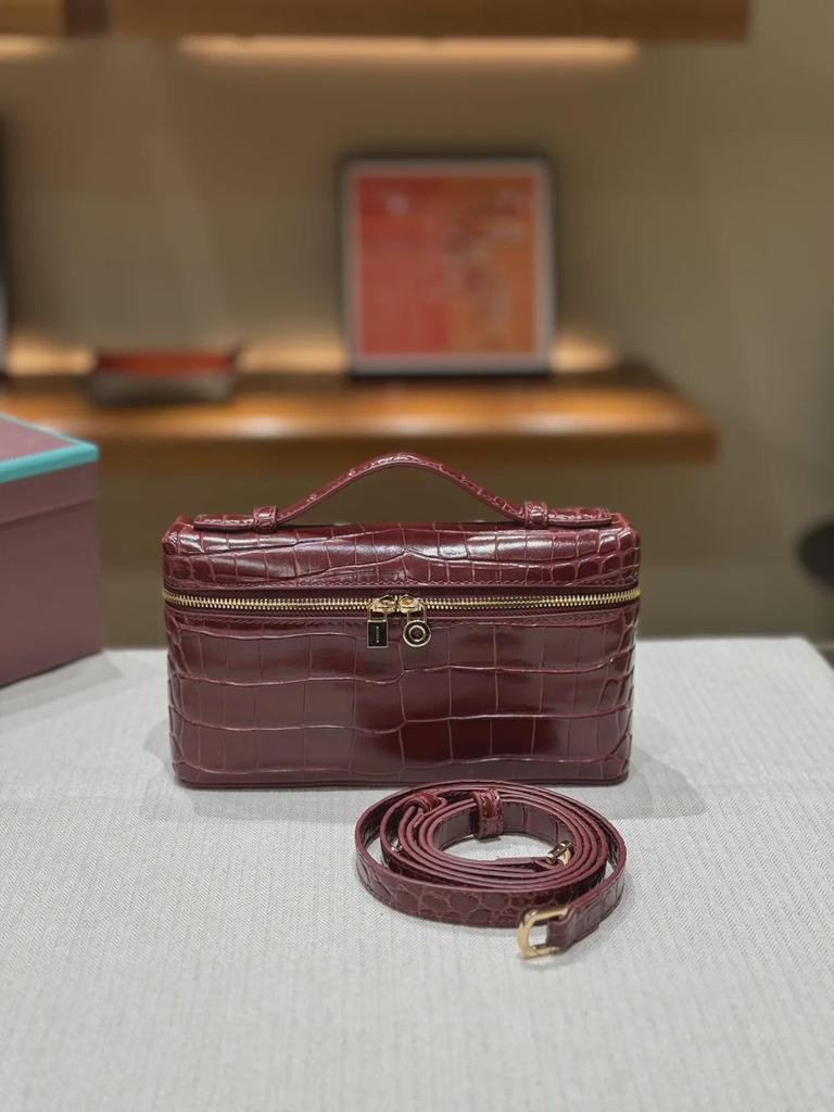 Роскошная сумка через плечо из кожи крокодила и страуса