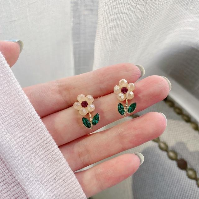 Корейские простые серьги-клипсы в виде ракушки, камелии, розы, без пирсинга, ретро-серьги-клипсы в виде цветка ромашки, без прокола уха