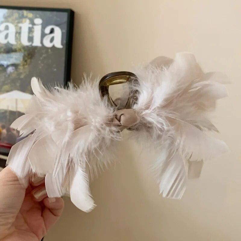 Элегантная застежка с перьями, новая мода, большие заколки для волос с когтями, заколки с заколками в виде акулы, заколки для девочек, французские аксессуары для волос