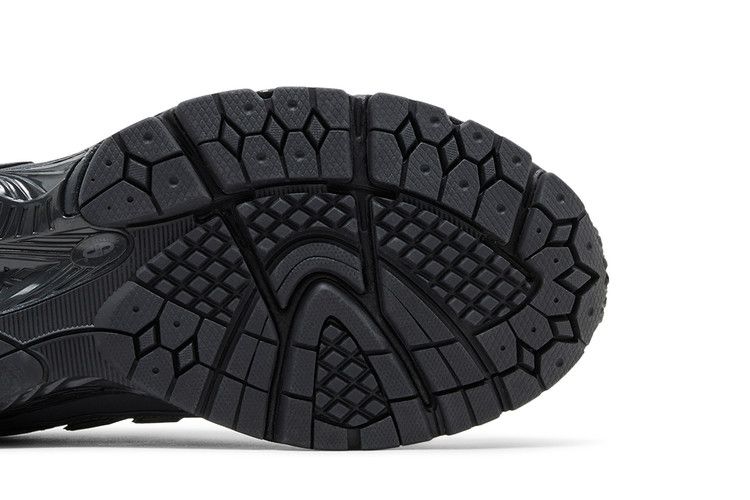 New Balance 1906R Черный Фантом