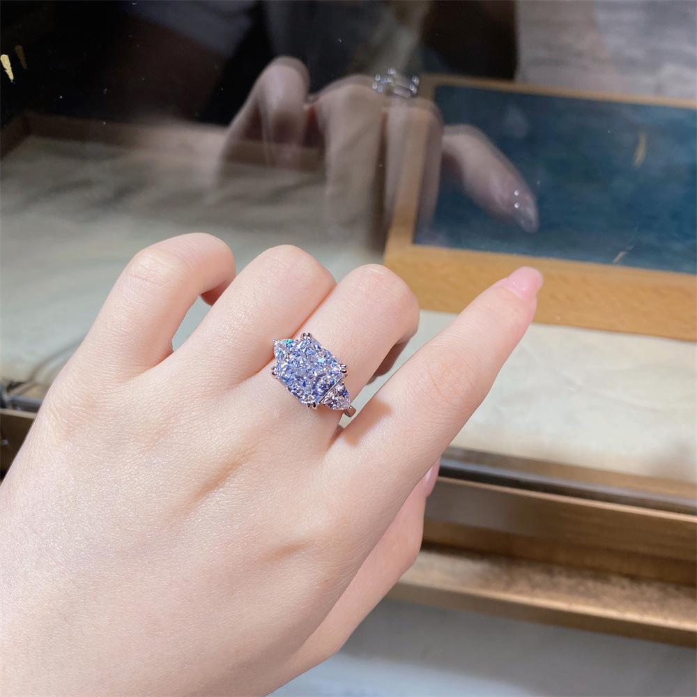 Элегантное кольцо из стерлингового серебра S925 с цирконом для женщин - европейский и американский стиль, дизайн с бриллиантами с высоким содержанием углерода