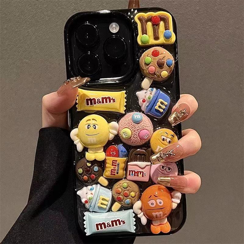 Чехол Apple iPhone 17 3D Мультяшный M&M's Печенье и Мороженое