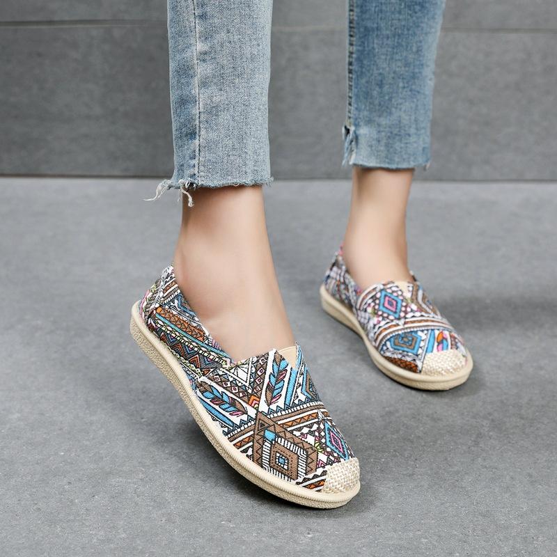 22 женские туфли повседневная мода парусиновые туфли с плоским дном дышащие старые пекинские тканевые туфли женская обувь материнская обувь низкие производители