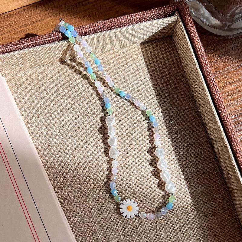 Сладкое дофаминовое ожерелье из бусин: Трендовый чокер с сердечком, цветком и бантом