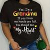 Женская футболка "Бабушка" - Повседневная футболка с коротким рукавом для весны и лета, Удобный и свободный крой, Яркий дизайн с принтом букв