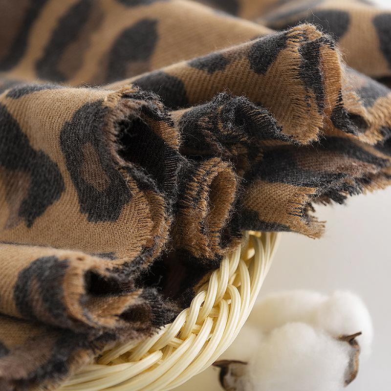 New Leopard Print Women's Scarf High End Soft and Warm Imitation Cashmere Printed Tassel Scarf Dual Use Shawl