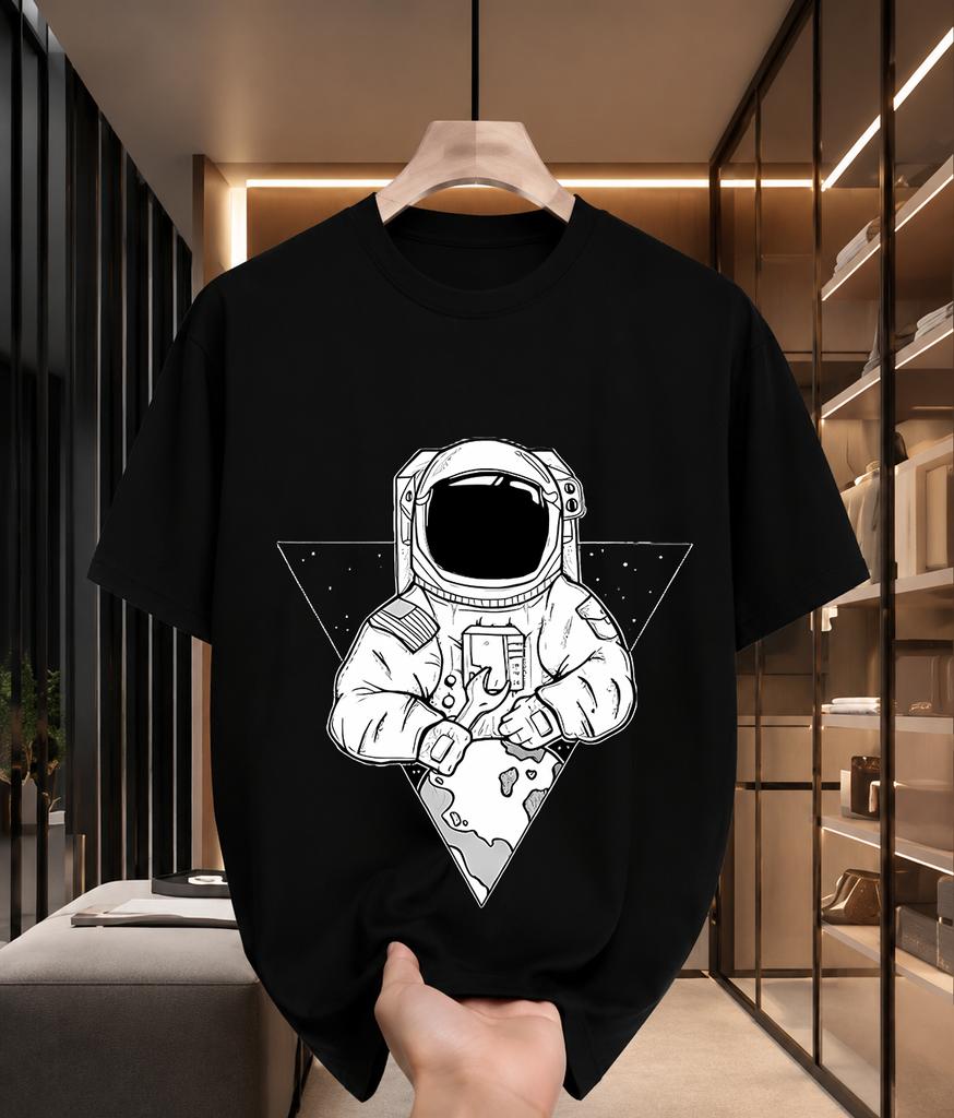 2026 New Cotton Tshirt With Triangle Starry Sky And Orbiting Planet Astronaut Print Trendy Top For Unisex And Unisex