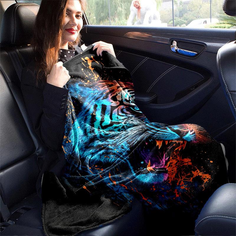 1pc Tiger Printing Lightweight Flannel Blanket, Comfortable and Warm Blanket, for Camping Sofa Bed and Couch Office, Suitable for Gift Blanke