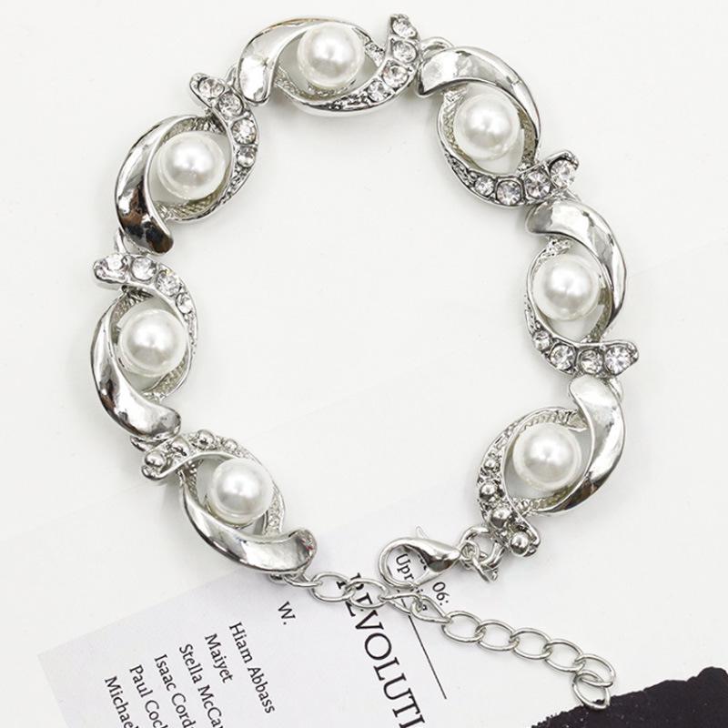 European-American Creative Diamond Pearl Bangle Bracelet