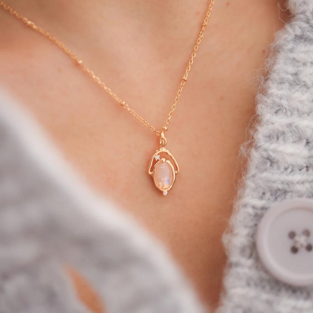 Explosive Korean Starry Sky Necklace, Gemstone Mountain Design, Commuting Stacked With Feminine Light Luxury Accessories