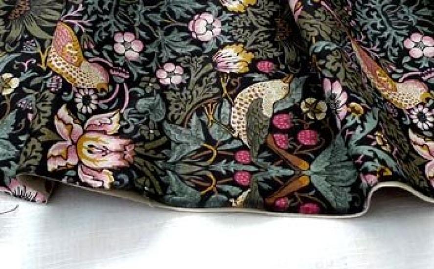 Хлопковый принт Strawberry Thief шириной 110 см x 1 м William Morris Strawberry Thief Дамаск Черный Лучшее из хлопка Принтовая ткань ткань, предварительно нарезанная, 1889M, Моррис,