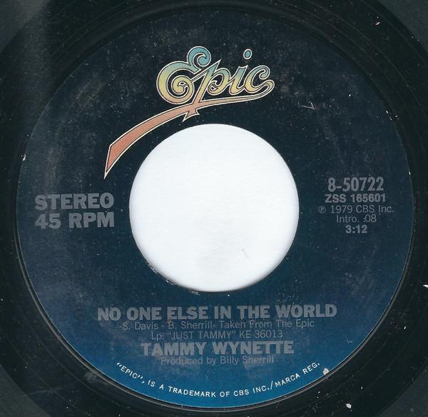 7-дюймовая пластинка TAMMY WYNETTE - No One Else In The World / Mama You 850722 Epic 1979 США Фолк Б/у