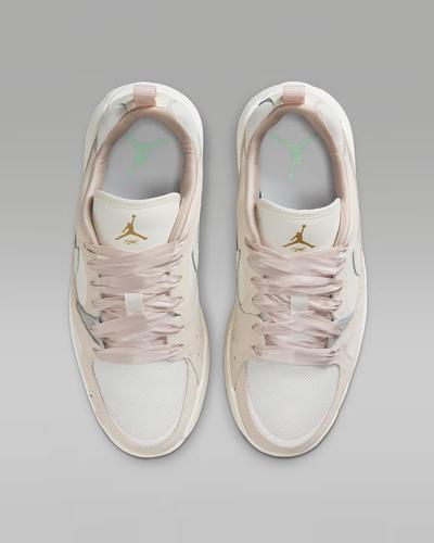 Nike Баскетбольные кроссовки CMFT Era Cros Swoosh Унисекс IH7325-101 Размер