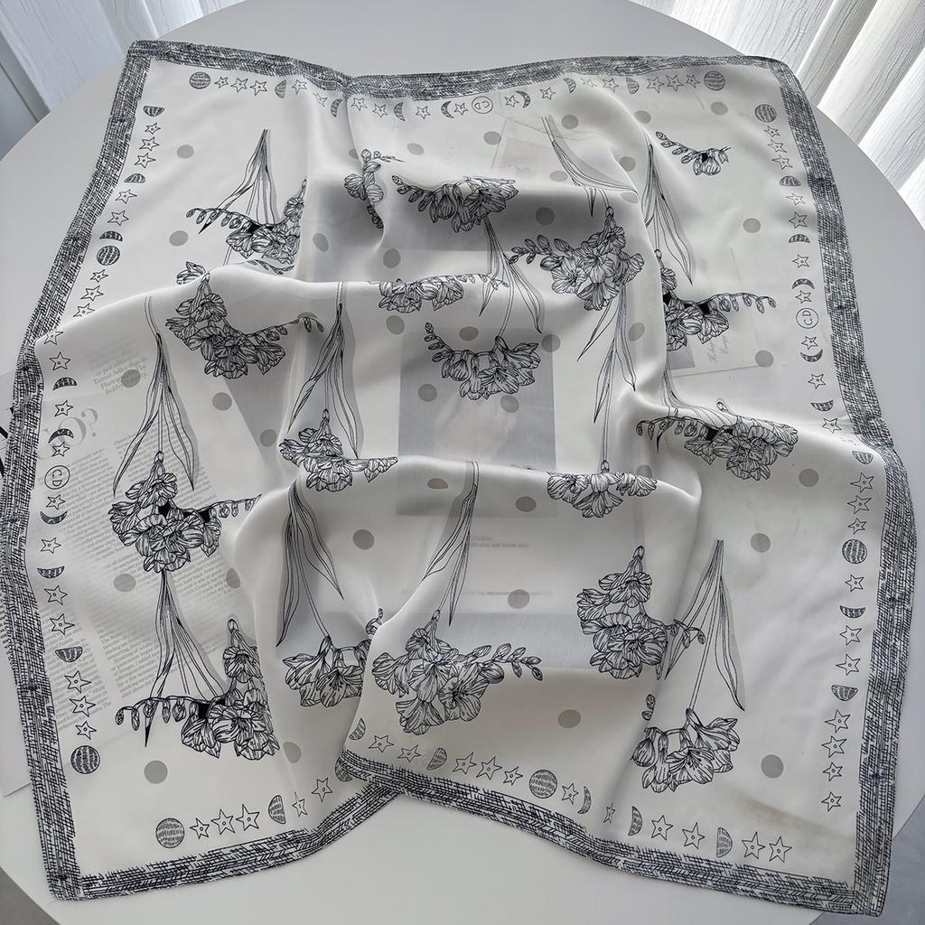 Luxury Floral Print Satin Women's 70cm Square Scarves Scarf Simple Bandana Small Hijab Wrap Hairbands Foulard Shawl