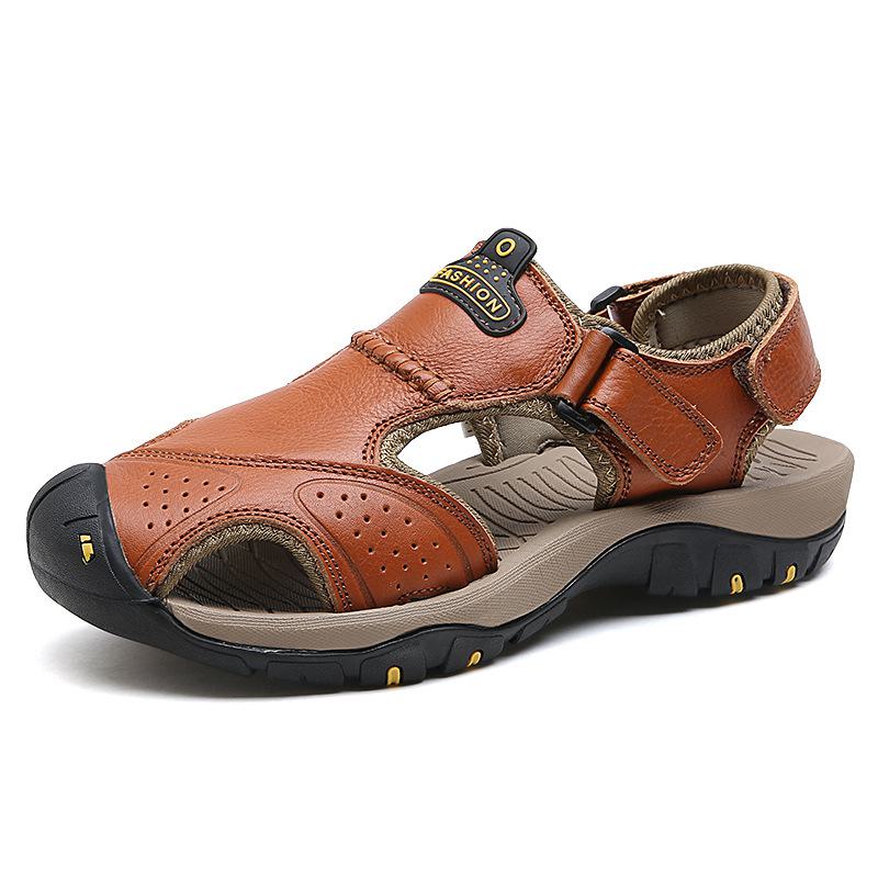 2023 New Style Men's Genuine Leather Closed Toe Sandals for Casual Beach Wear