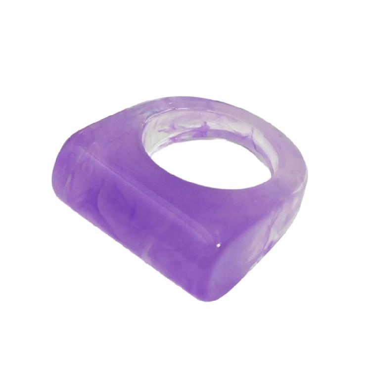 Красочные геометрические кольца из смолы Прочный аксессуар для повседневных стилей